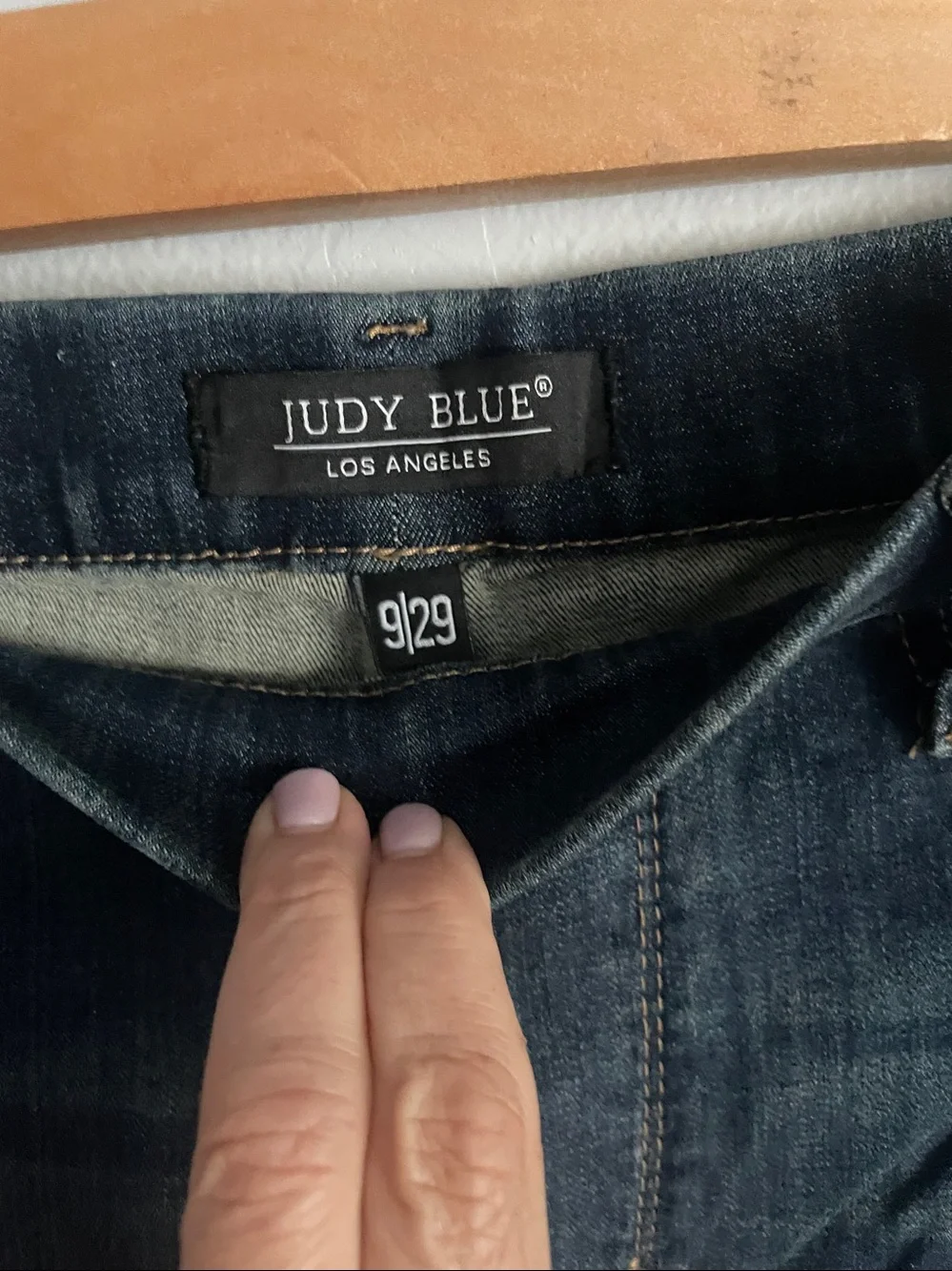 Judy Blue Pull On Wide Leg Stretch Waist Medium Wash Jeans 
Size 29/ 9 - Picture 6 of 12